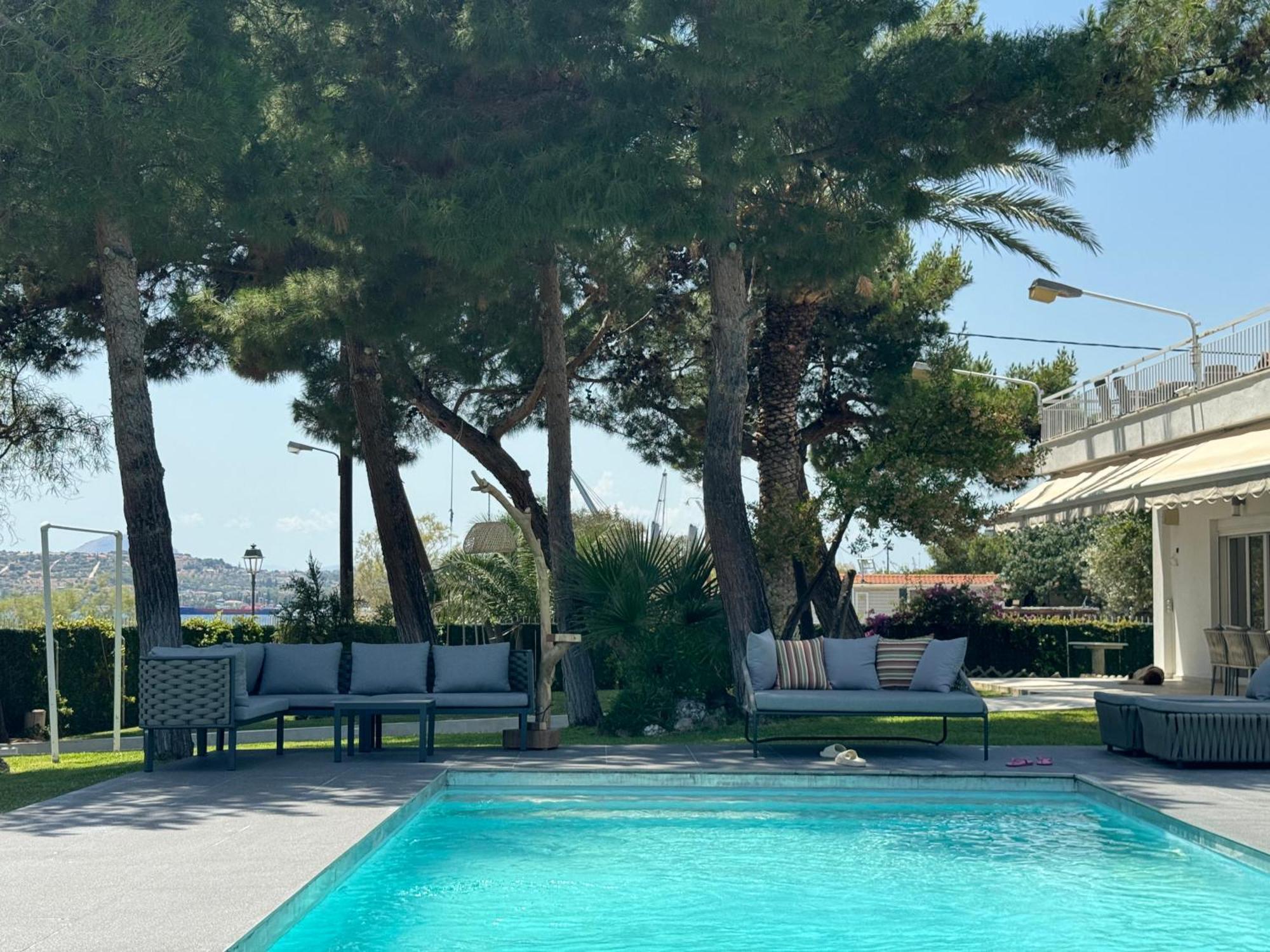 Zoza Luxury Villa Isthmia By The Sea With Private Pool Kalamáki Exterior foto